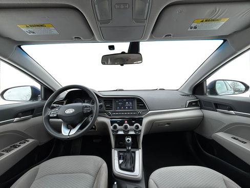 Used 2019 Hyundai Elantra SEL image 16