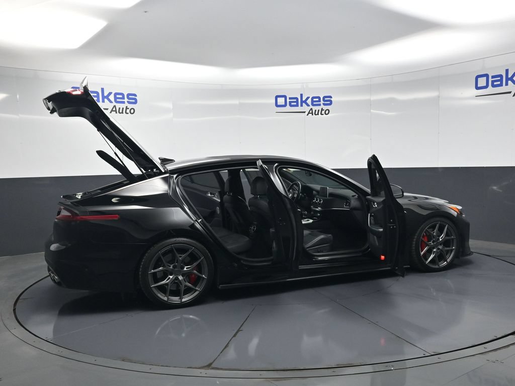 Used 2019 Kia Stinger GT1 AWD/4WD image 55