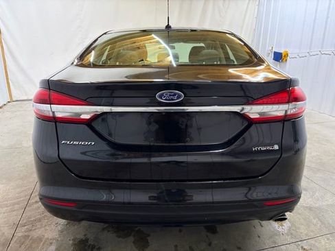 Used 2018 Ford Fusion S image 7