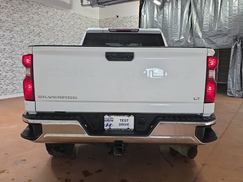 Used 2023 Chevrolet Silverado 2500 LT image 6