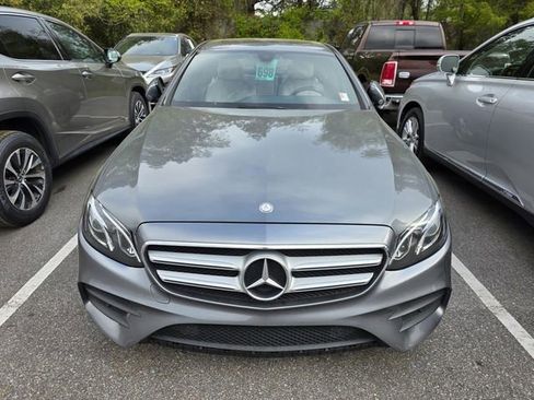 Used 2017 Mercedes-Benz E 300 image 2
