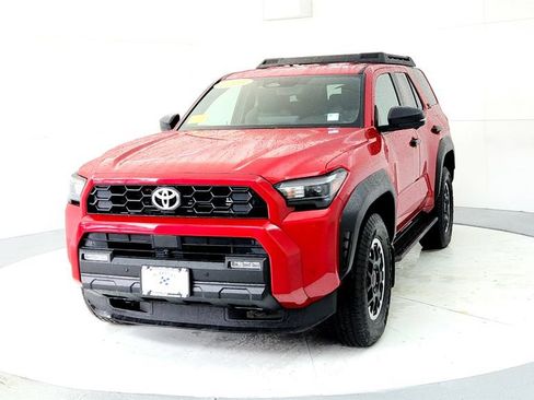 Used 2025 Toyota 4Runner TRD Off-Road Premium w/ Tow Technology Package AWD/4WD image 2