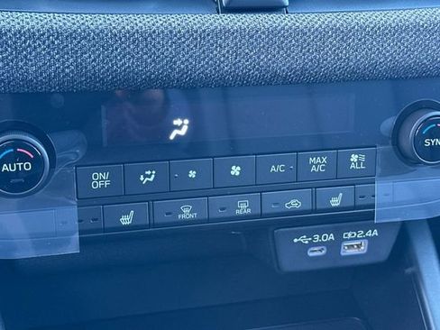 New 2026 Subaru Outback Premium image 17