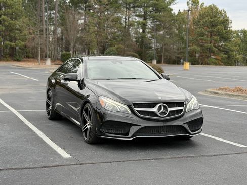 Used 2016 Mercedes-Benz E 400 4MATIC Coupe image 1