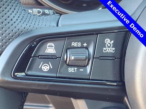 New 2025 Alfa Romeo Giulia w/ Driving Assist Package image 18