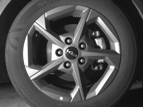 Used 2025 Kia K4 FWD image 13