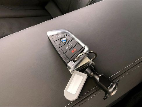 Used 2025 BMW M4 Coupe w/ Executive Package RWD image 28