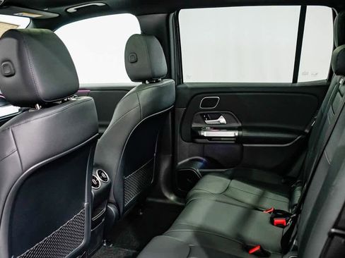 New 2025 Mercedes-Benz EQB 300 4MATIC image 18
