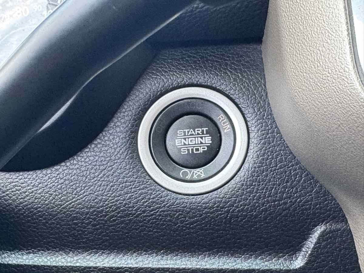 Used 2022 RAM 2500 Laramie AWD/4WD image 29