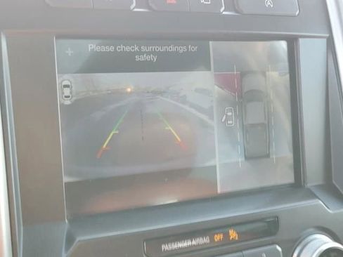 Used 2018 Ford F150 Platinum w/ Equipment Group 701A Luxury image 32