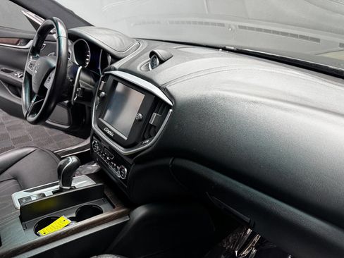 Used 2016 Maserati Ghibli S image 52