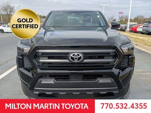 Certified 2025 Toyota Tacoma SR5 image 9