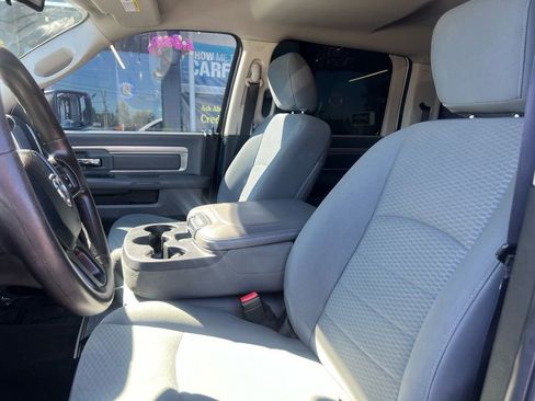 Used 2015 RAM 2500 SLT image 11