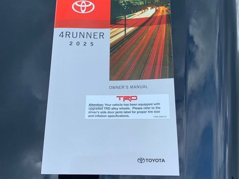 Used 2025 Toyota 4Runner SR5 image 34