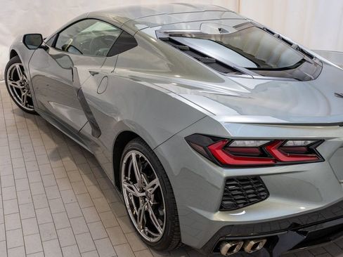 Used 2022 Chevrolet Corvette Stingray Preferred Cpe w/ 2LT image 17