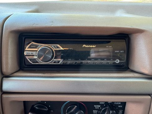 Used 1994 Ford F350 2WD Crew Cab image 24