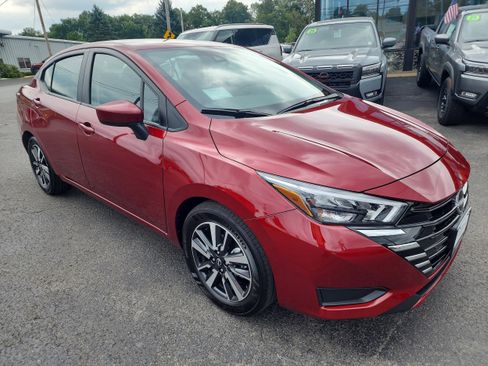New 2025 Nissan Versa SV w/ Trunk Package image 2