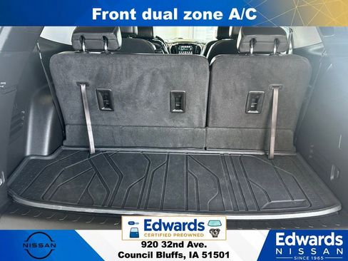 Used 2019 Chevrolet Traverse Premier w/ LPO, Floor Liner Package AWD/4WD image 10