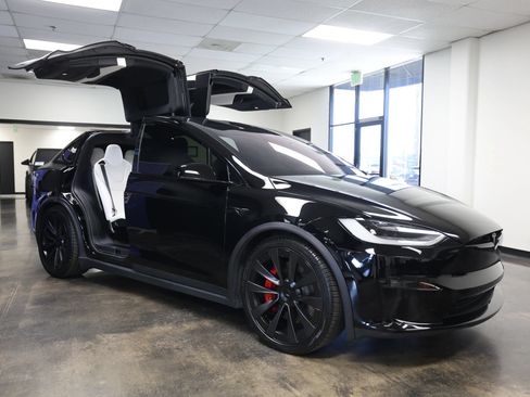 Used 2022 Tesla Model X Plaid AWD/4WD image 21