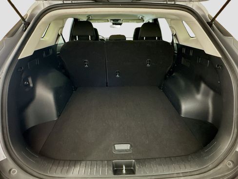 Used 2025 Kia Sportage LX image 29