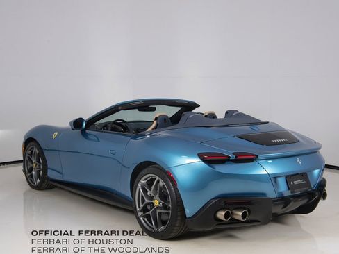 Used 2025 Ferrari Roma Spider image 2