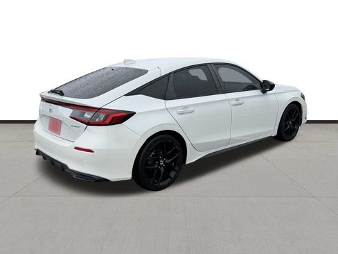 Used 2023 Honda Civic Sport image 5
