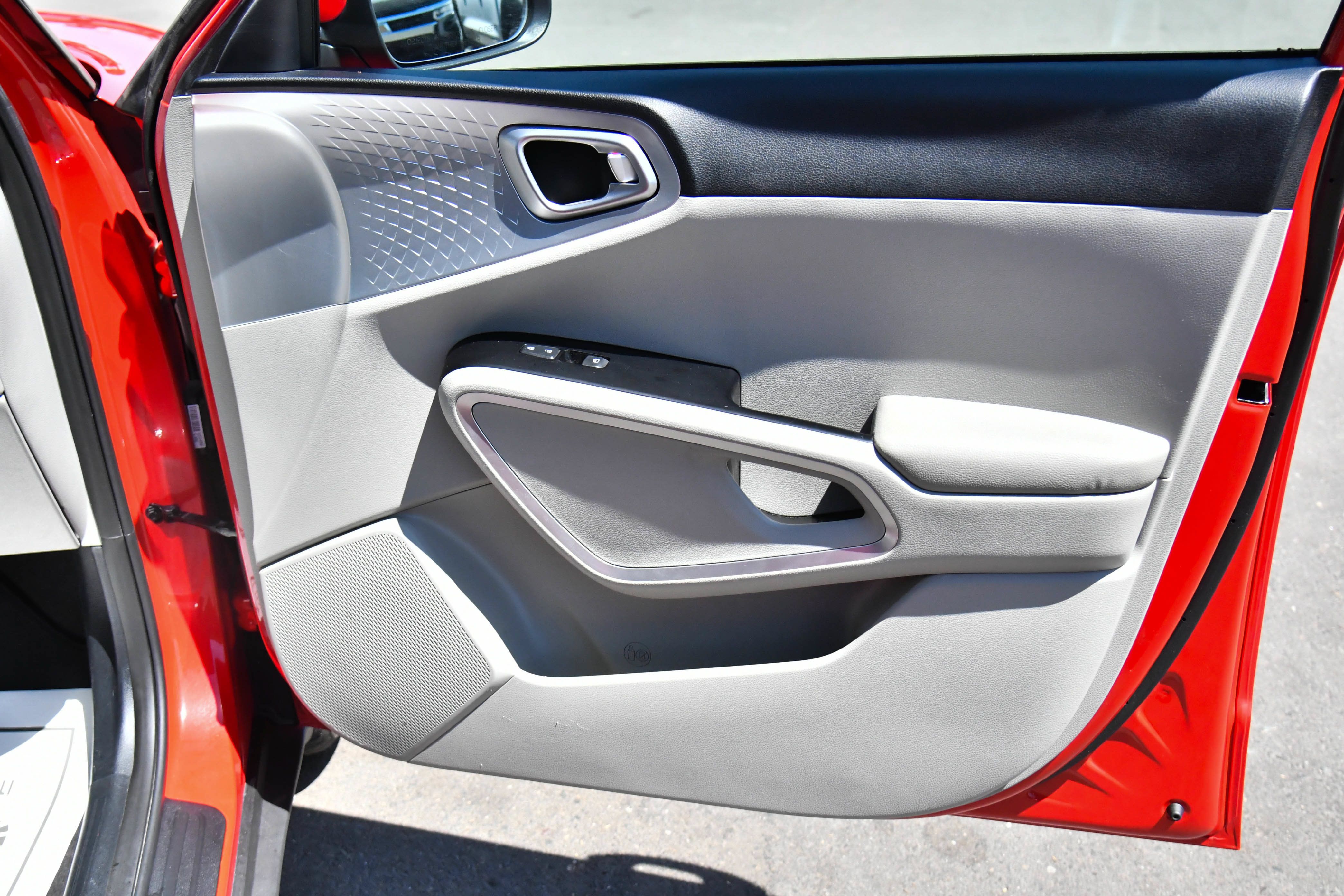 Used 2022 Kia Soul LX w/ Technology Package FWD image 35