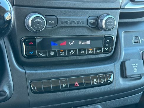 New 2026 RAM ProMaster 2500 w/ Quick Order Package 22G SLT image 28