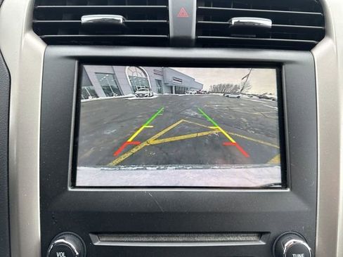 Used 2016 Ford Fusion SE w/ Equipment Group 202A image 33