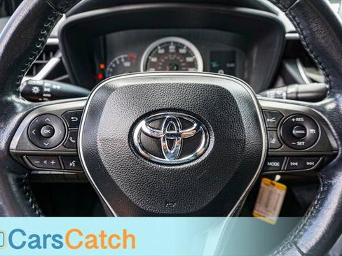 Used 2020 Toyota Corolla SE FWD image 21