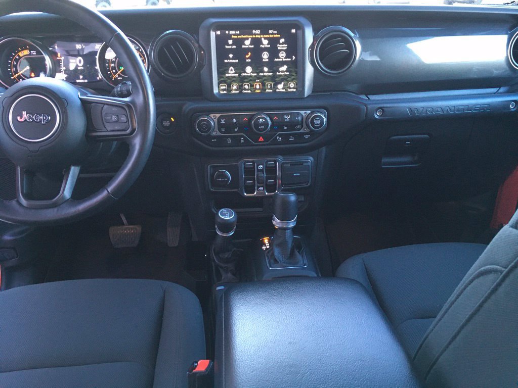 Used 2021 Jeep Wrangler Unlimited Sport AWD/4WD image 25