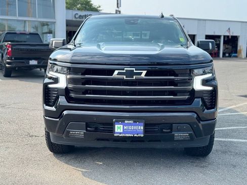 Used 2025 Chevrolet Silverado 1500 High Country w/ Midnight Edition AWD/4WD image 9