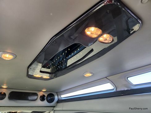 Used 2023 Chevrolet Express 2500 Extended image 53