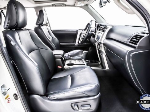 Used 2013 Toyota 4Runner Limited image 29