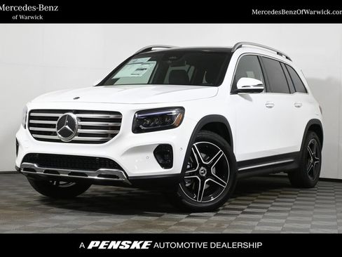New 2026 Mercedes-Benz GLB 250 4MATIC image 1