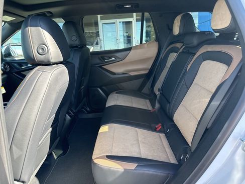 New 2026 Chevrolet Equinox ACTIV w/ Convenience Package III image 17