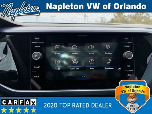Used 2023 Volkswagen Taos SE w/ Panoramic Sunroof Package image 25