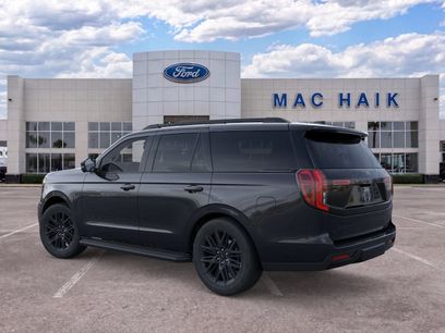 New 2026 Ford Expedition Platinum w/ Stealth Appearance Package
