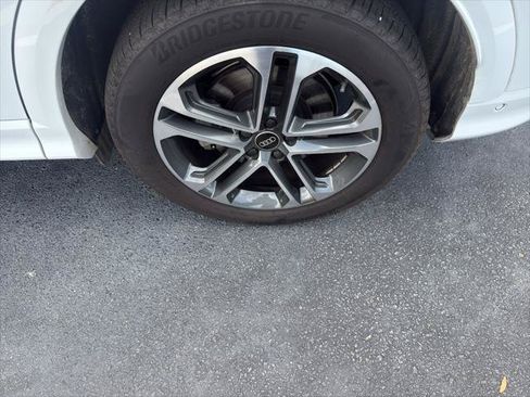 Certified 2025 Audi Q5 Prestige AWD/4WD image 6