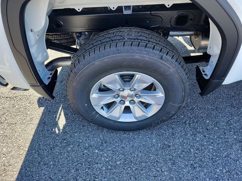 New 2026 GMC Sierra 1500 Pro w/ Pro Value Package image 5