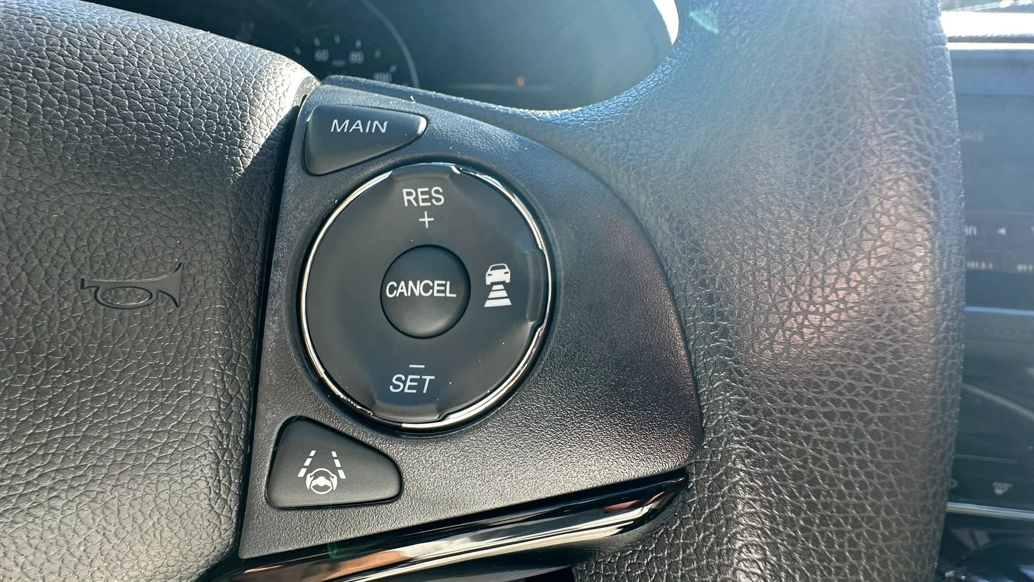 Used 2022 Honda HR-V EX image 17