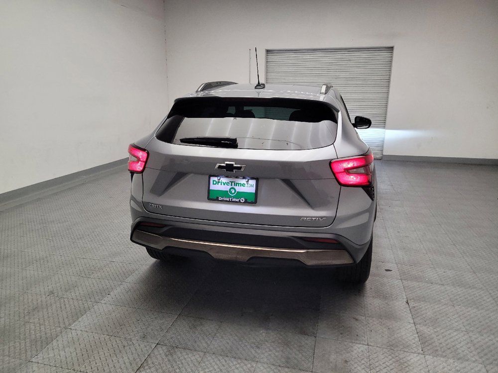 Used 2025 Chevrolet Trax ACTIV w/ Driver Confidence Package FWD image 7