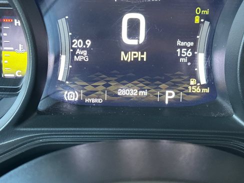 Used 2024 Jeep Wrangler Unlimited Sahara AWD/4WD image 34