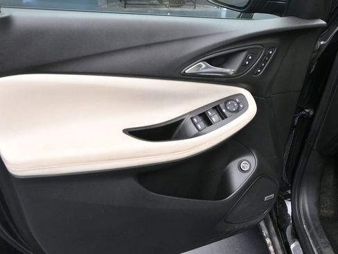 Used 2024 Buick Encore GX Avenir w/ Avenir Convenience Package image 12