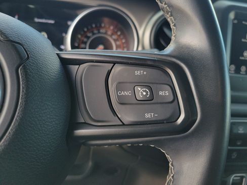 Used 2021 Jeep Wrangler Unlimited Sport AWD/4WD image 25