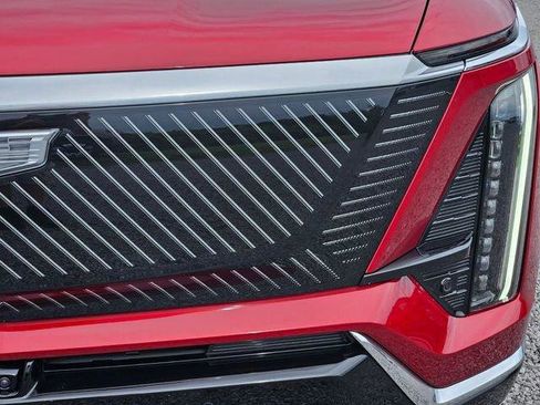 New 2026 Cadillac Vistiq Luxury image 10