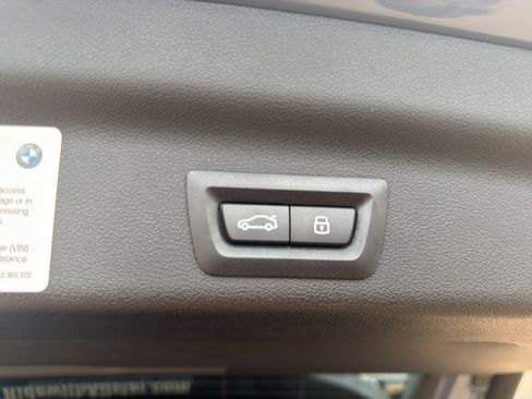 Used 2025 BMW X1 xDrive28i w/ Technology Package image 6