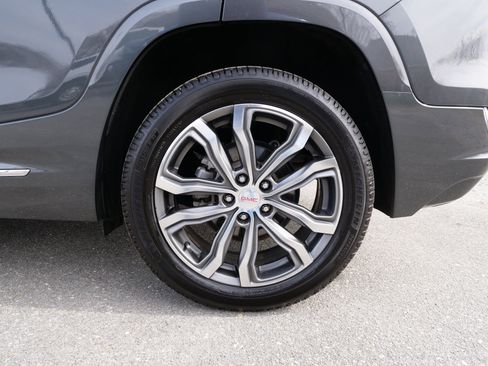 Used 2019 GMC Terrain Denali w/ Advanced Safety Package image 12