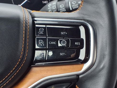 Used 2024 Jeep Grand Wagoneer L Series III image 14