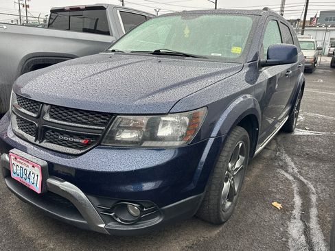 Used 2017 Dodge Journey Crossroad image 4